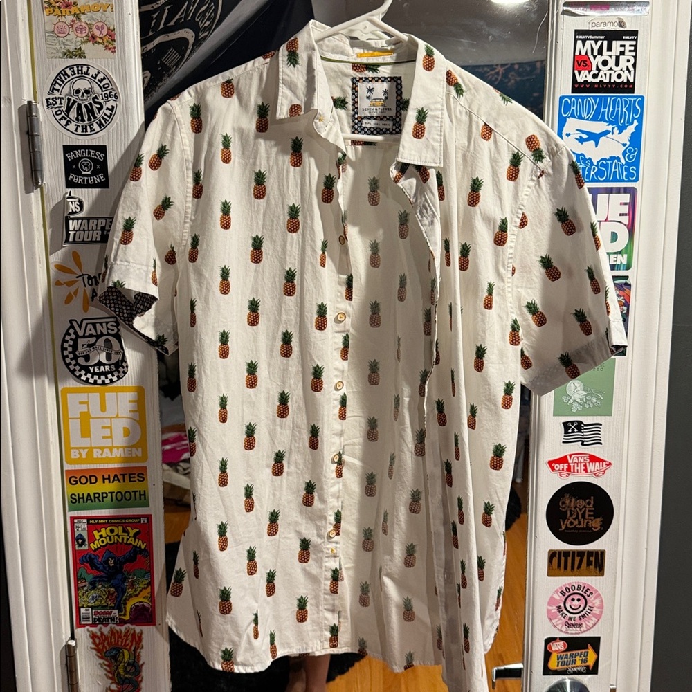Pineapple Button Up